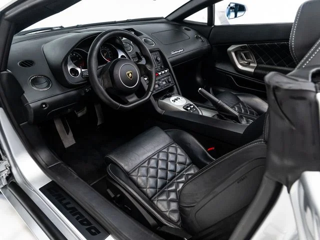 Used 2011 Silver Lamborghini LP560-4 image 13
