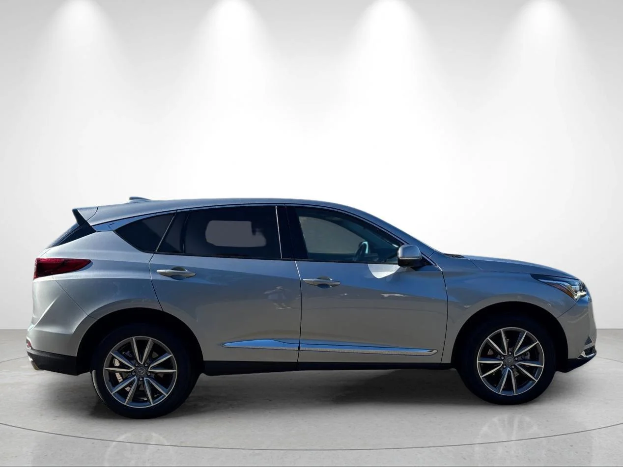 Used 2023 Lunar Silver Metallic Acura w/Technology Package image 6