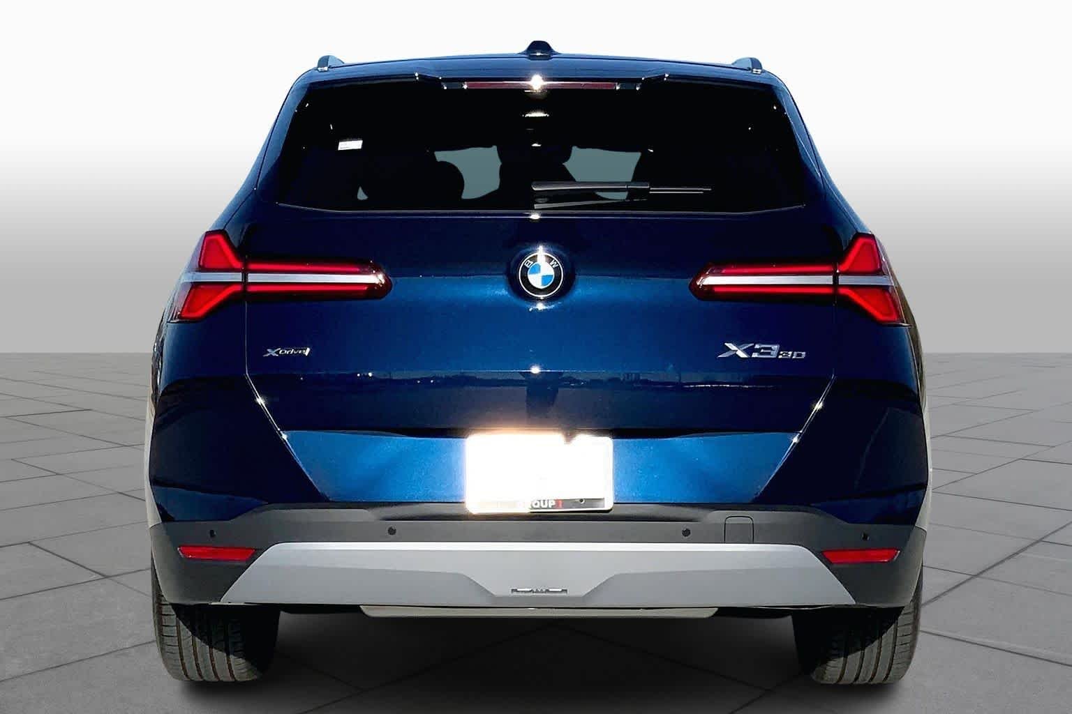 Used 2026 Tanzanite Blue II Metallic BMW 30 xDrive image 4