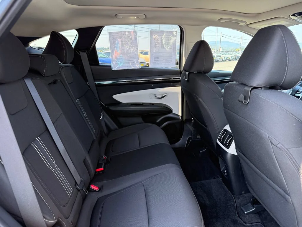 Used 2022 Shimmering Silver Hyundai SEL Convenience image 14