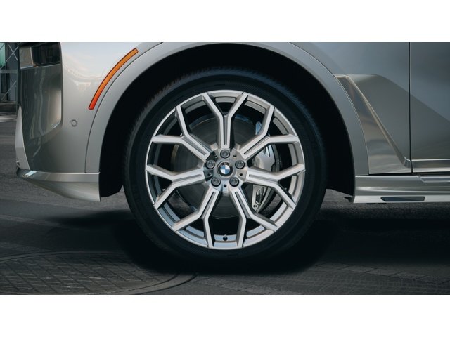 New 2027 Skyscraper Grey Metallic BMW xDrive40i image 7