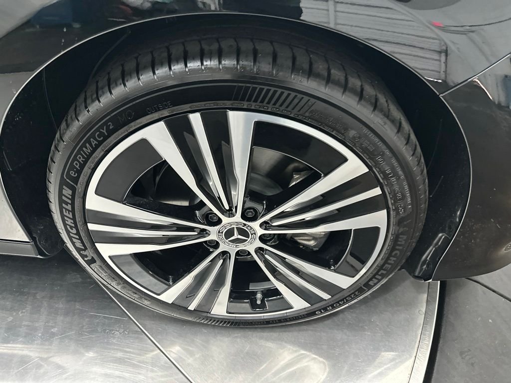 New 2027 Night Black Mercedes-Benz CLA 220 image 9