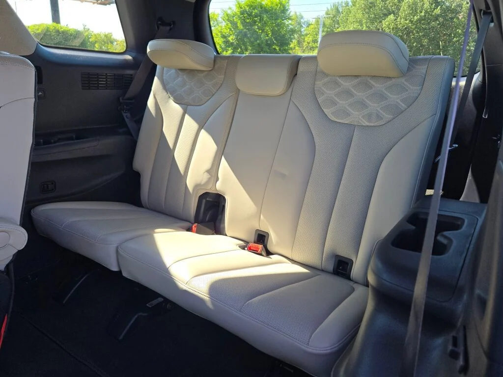 Used 2021 Red Hyundai Limited image 21