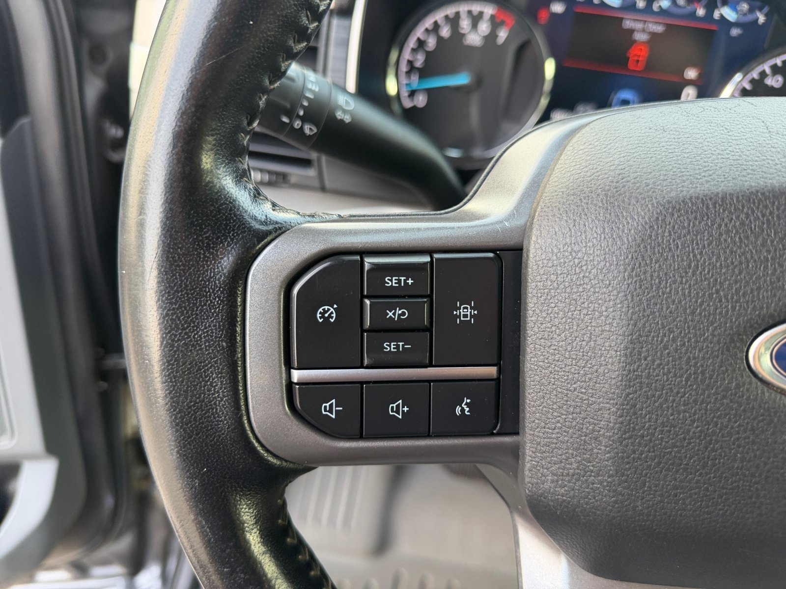 Used 2021 Carbonized Gray Metallic Ford XLT image 24