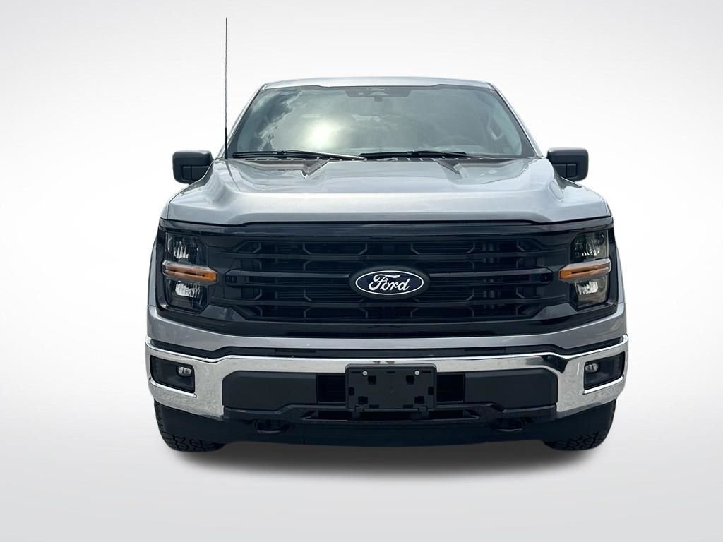 Used 2025 Silver Ford XLT image 9