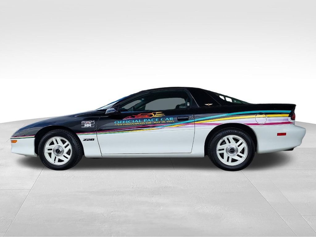 Used 1993 Black Chevrolet Z28 image 2