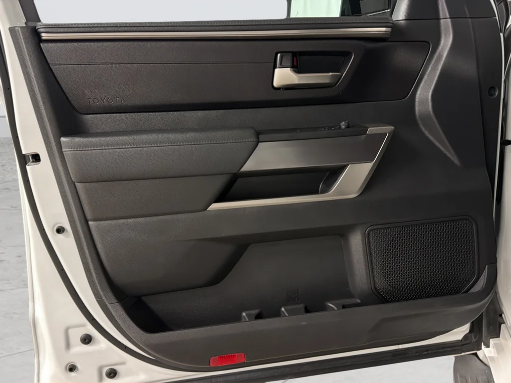 2025 Toyota Sequoia SR5 - Photo 11