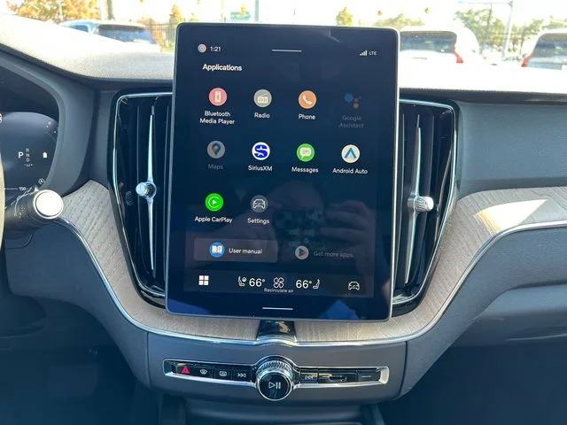 New 2026 Crystal White Volvo Core image 24