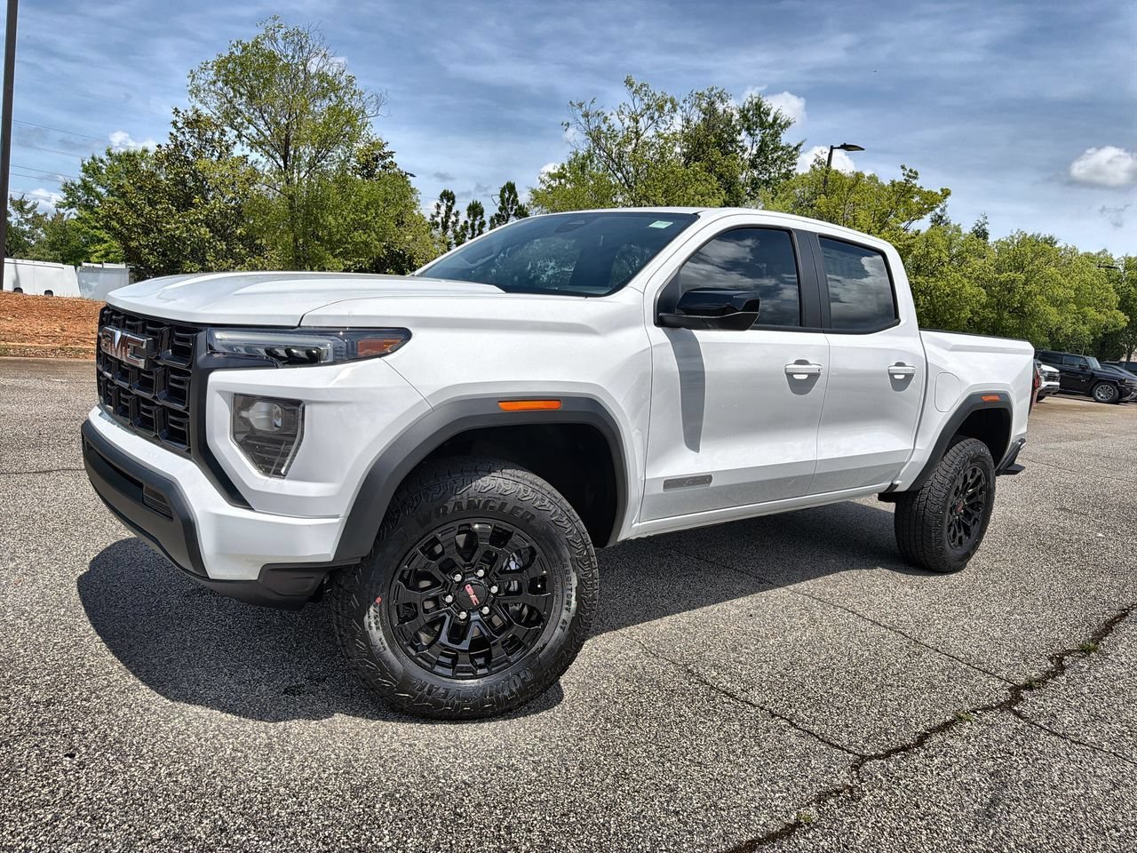 New 2026 Summit White GMC Elevation image 1