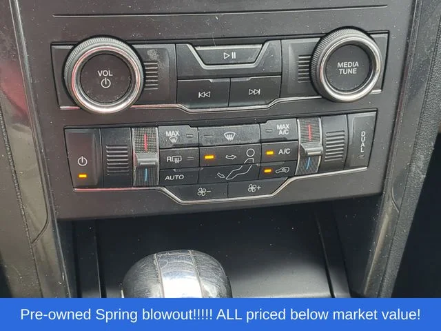 Used 2019 White Ford XLT image 33