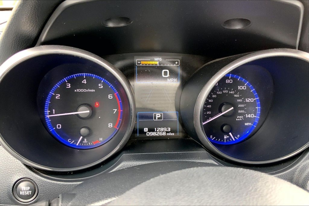 Used 2019 Silver Subaru 2.5i image 13