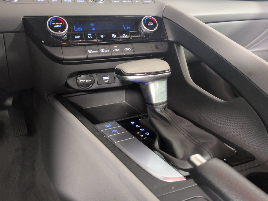 2024 Hyundai Elantra SEL - Photo 25