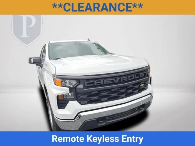 New 2026 Summit White Chevrolet WT image 16