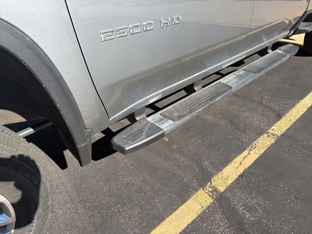 Used 2025 Gray Chevrolet LT image 3