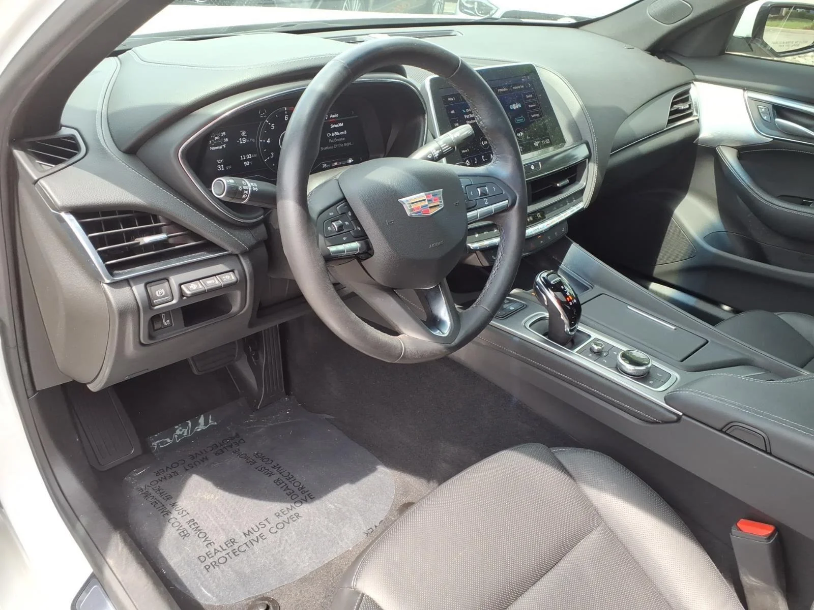 Used 2024 Crystal White Tricoat Cadillac Premium Luxury image 27