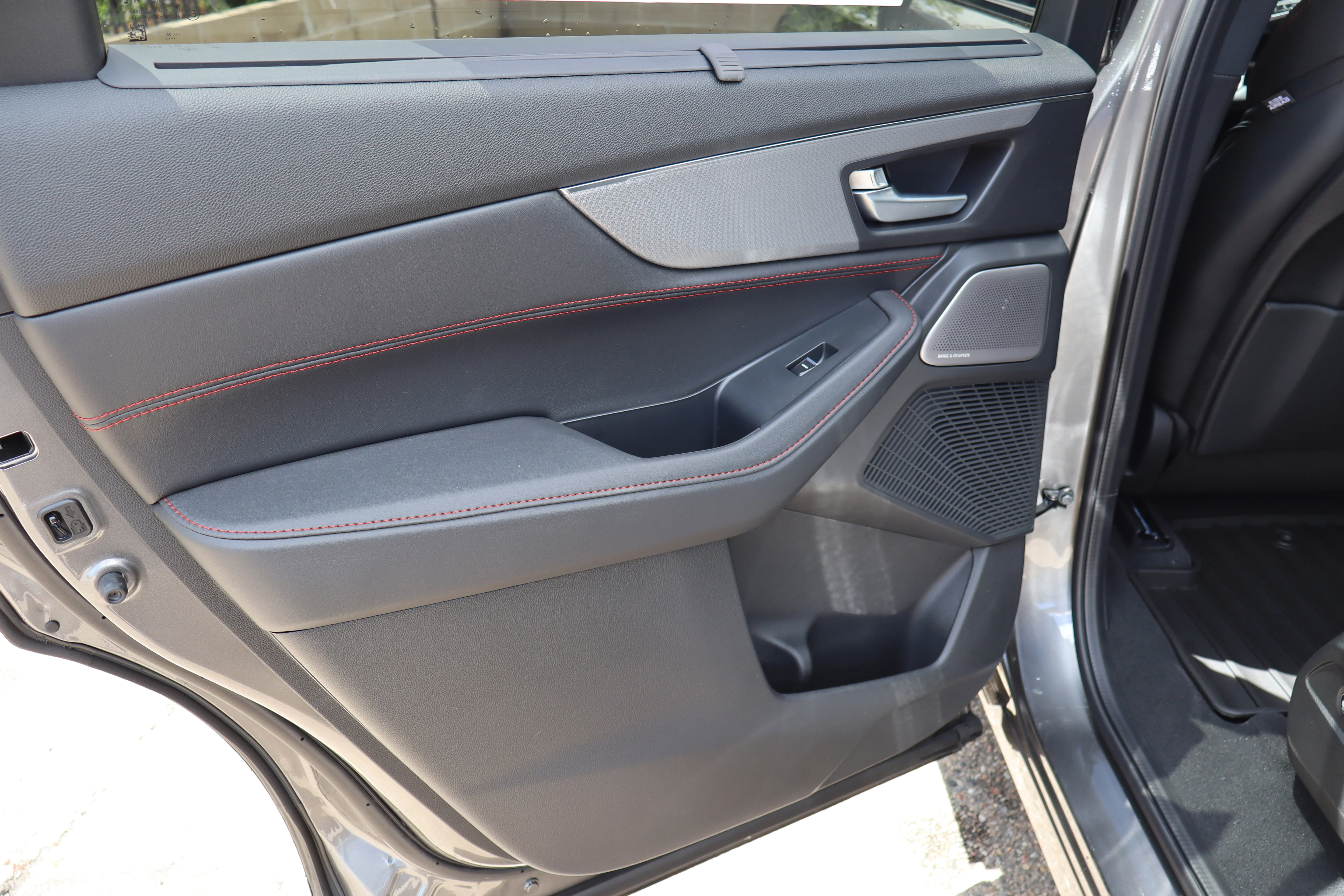 New 2026 Liquid Carbon Metallic Acura w/A-Spec Advance Package image 28