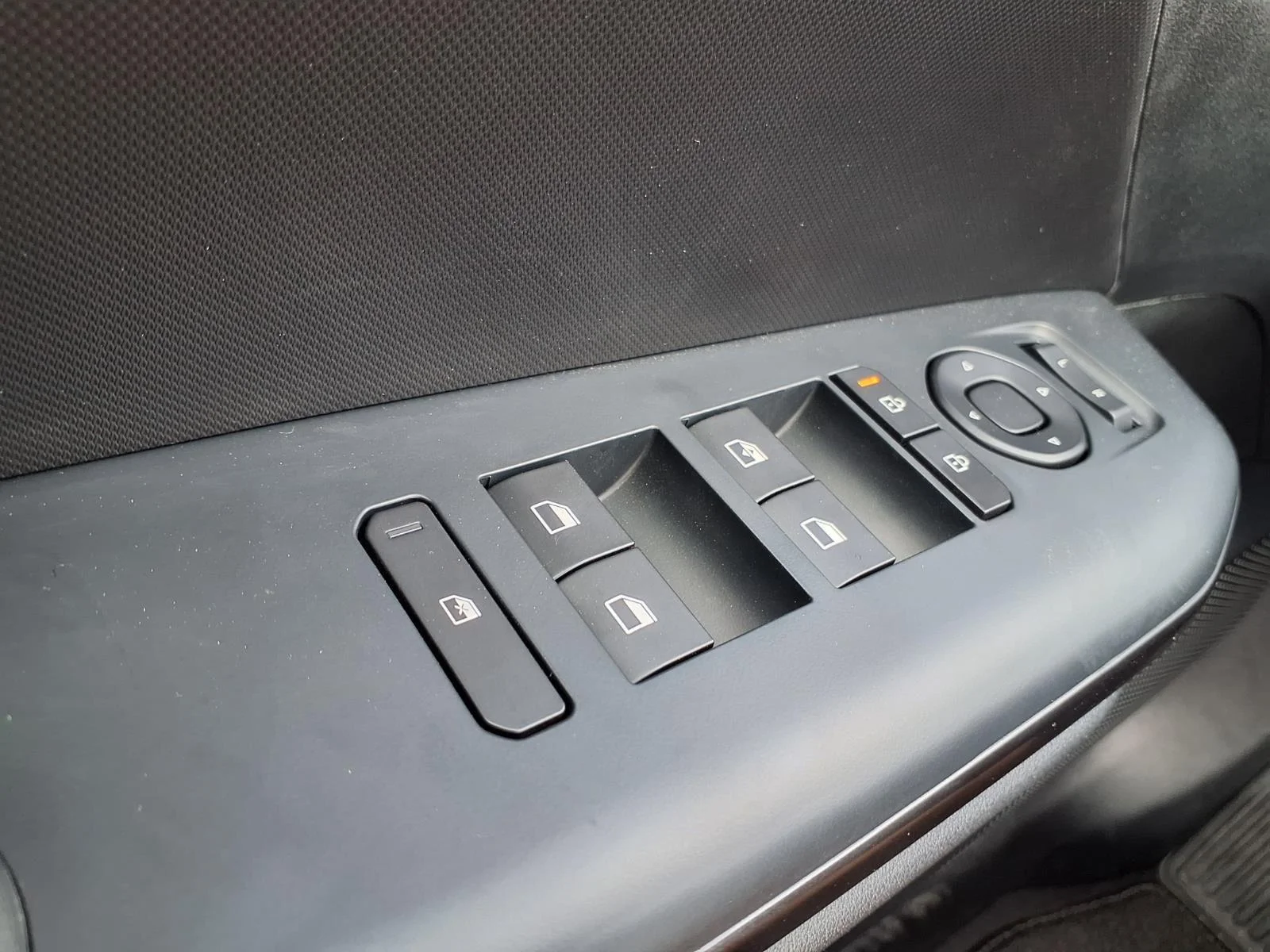 New 2026 Steel Gray Kia LXS image 13