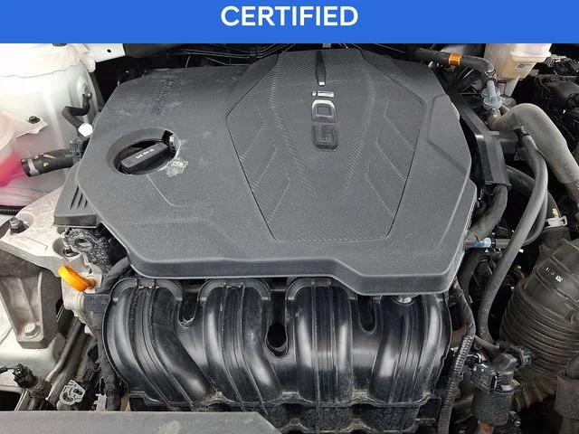 Used 2025 White Hyundai SEL image 29