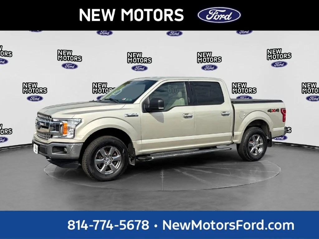 Used 2018 White Gold Ford XLT image 1