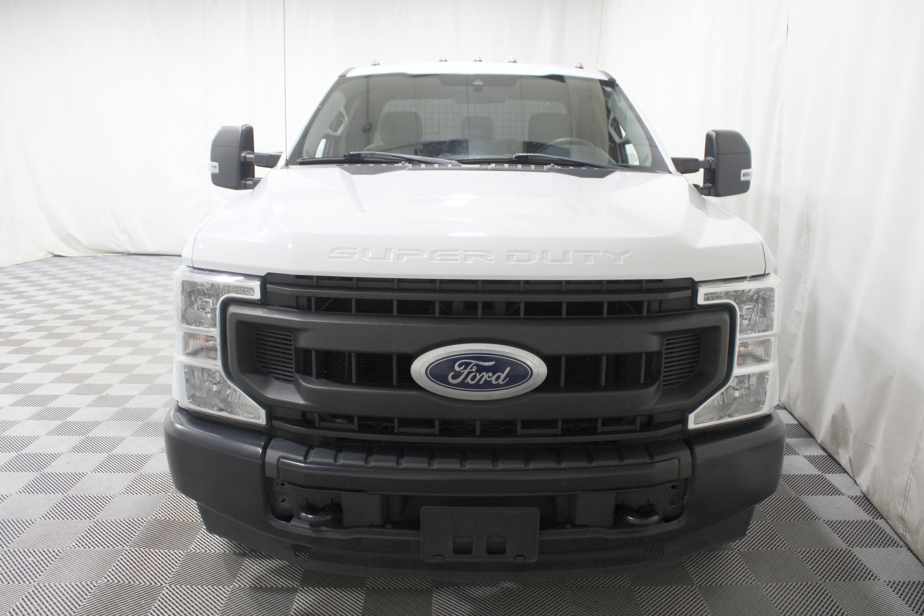 2020 Ford F-350 Super Duty Chassis Cab XL - Photo 23