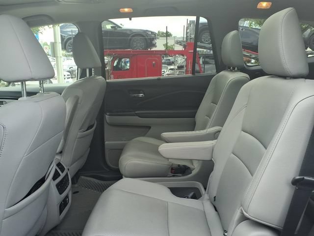 Used 2020  Honda Elite image 17