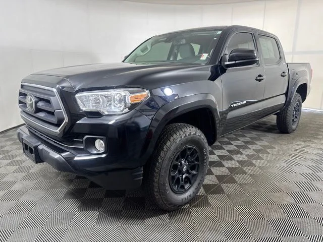 Certified Used 2020 Midnight Black Metallic Toyota SR5 image 8
