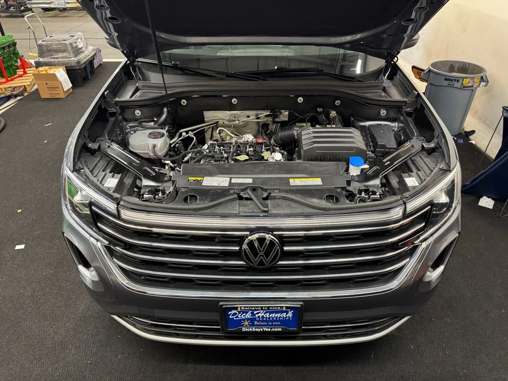 Used 2024 Gray Volkswagen 2.0T SE w/Technology image 11
