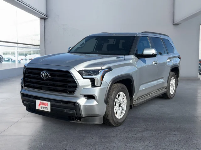 2025 Toyota Sequoia SR5