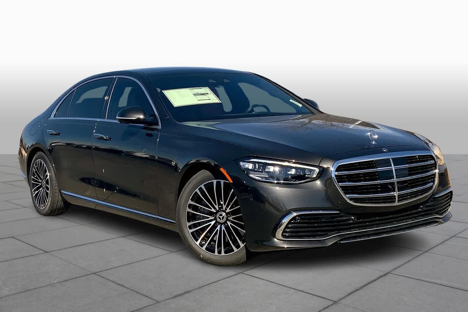 Used 2024 Graphite Grey Metallic Mercedes-Benz S 580 image 2