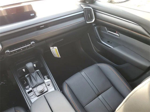 2026 Mazda CX-50 Premium - Photo 16