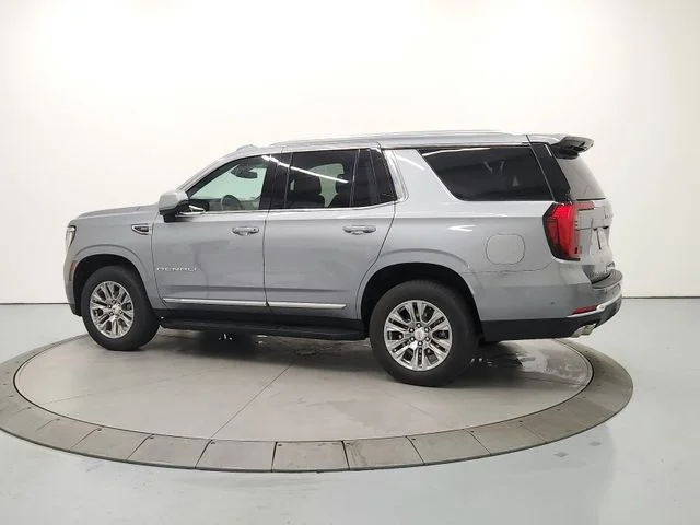 Used 2025 Silver GMC Denali image 6