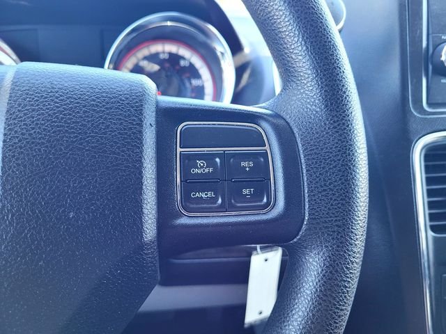 Used 2016 Blue Dodge SE image 23