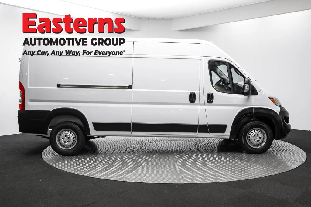 Used 2025 White Ram High Roof image 4