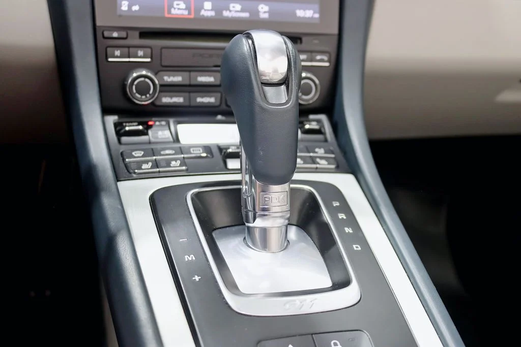 Used 2018 White Porsche Carrera 4 image 24
