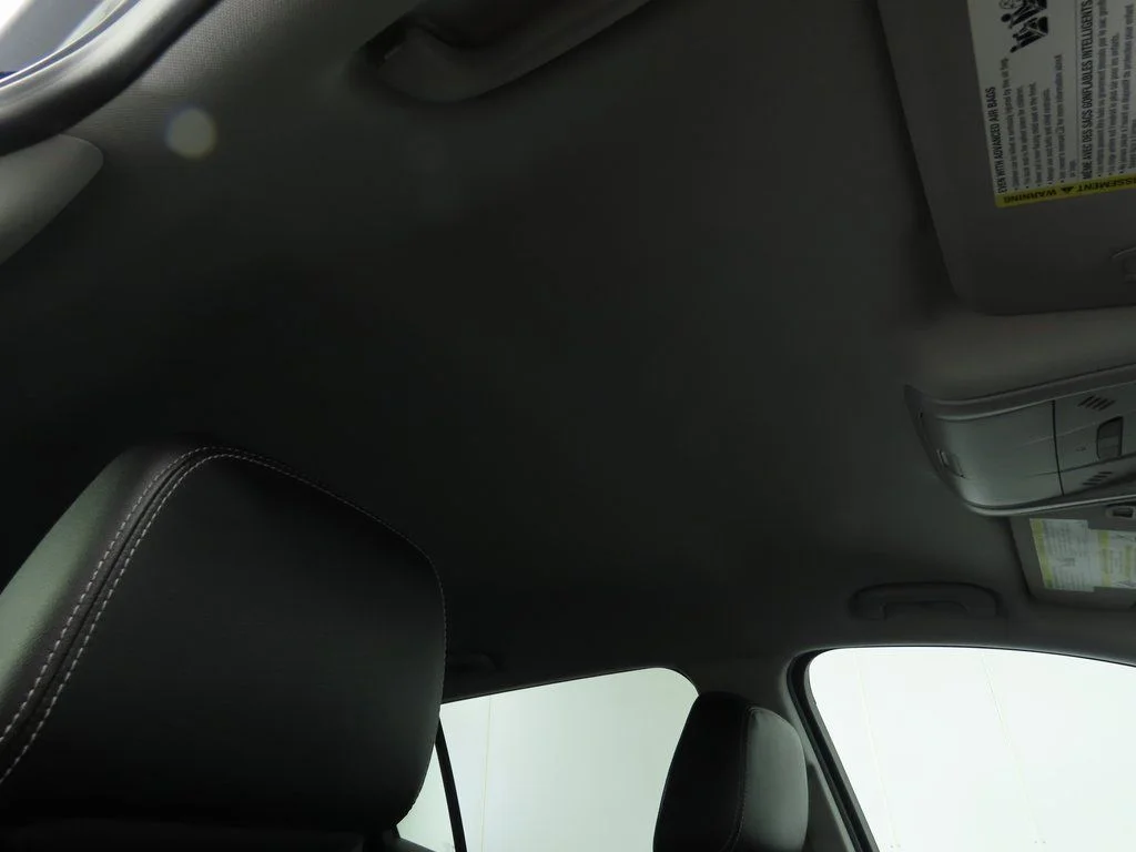 Used 2023 Black GMC SLT image 16