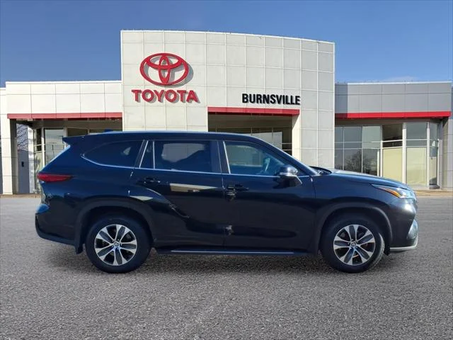 Certified 2023 Toyota Highlander XLE with VIN 5TDKDRBH4PS506460 for sale in Burnsville, Minnesota