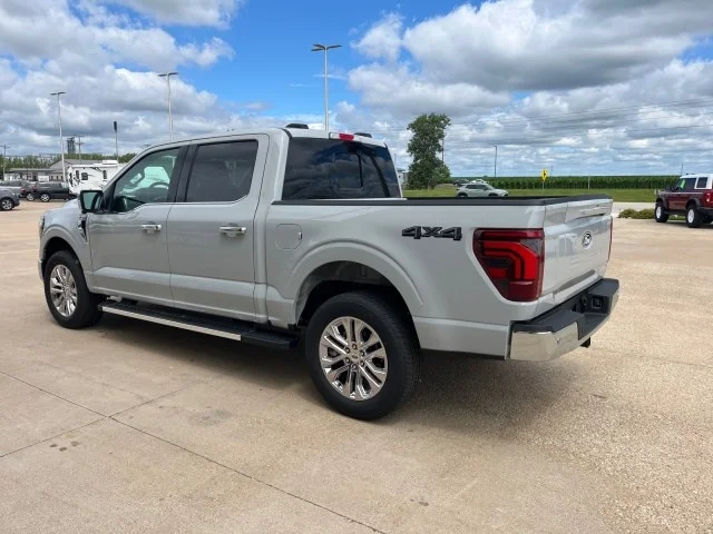 New 2026 Avalanche Ford Lariat® image 30