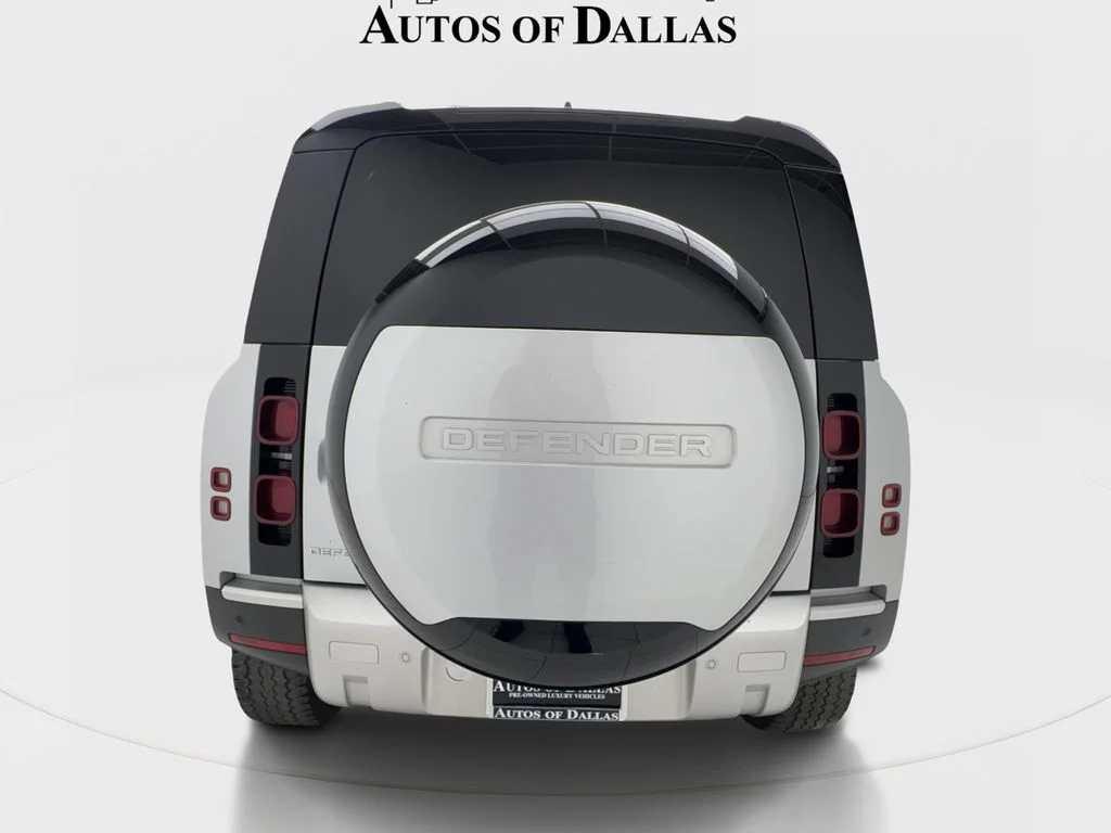 Used 2024 Silver Land Rover S image 9