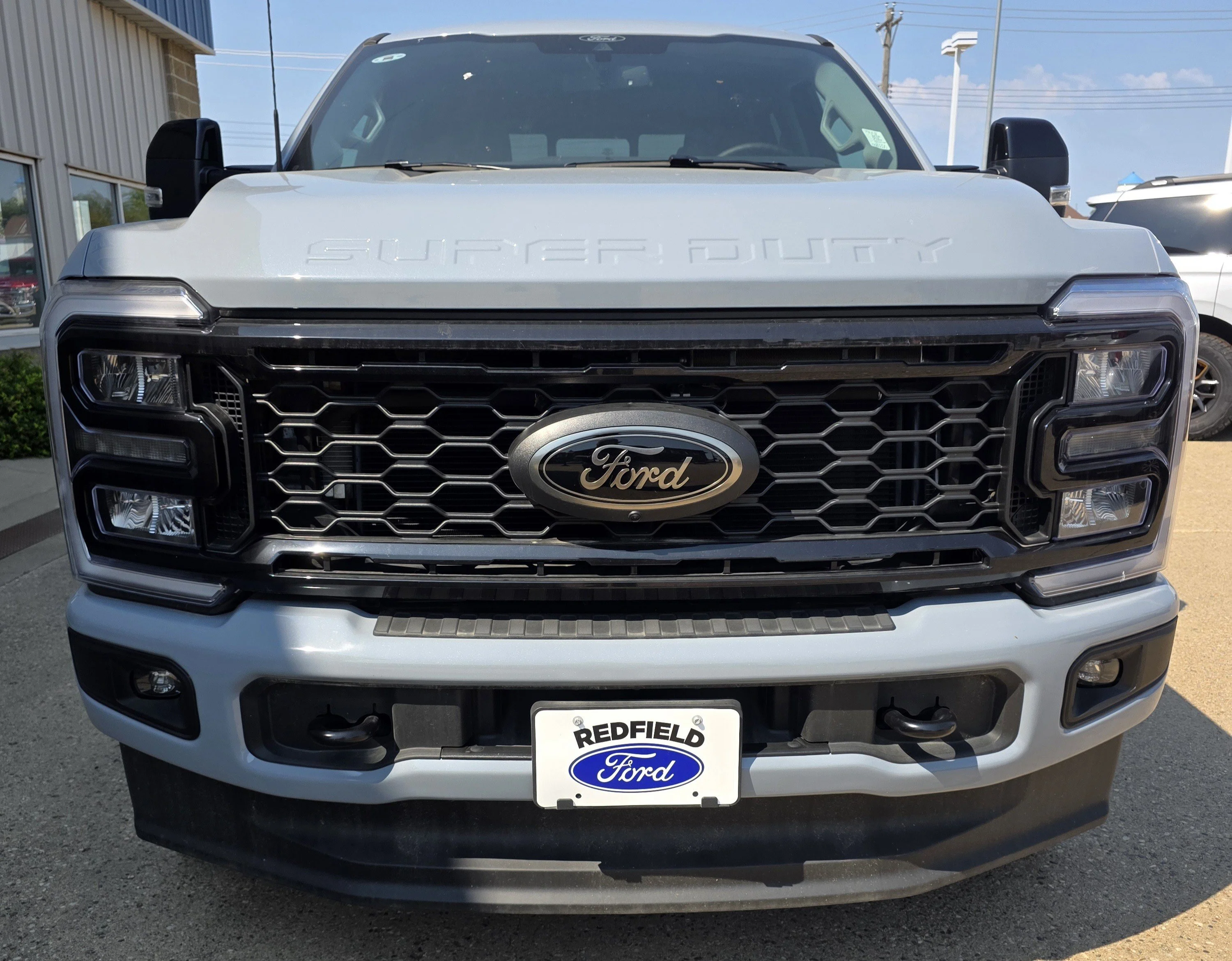 2026 Ford F-350 Super Duty Lariat - Photo 2