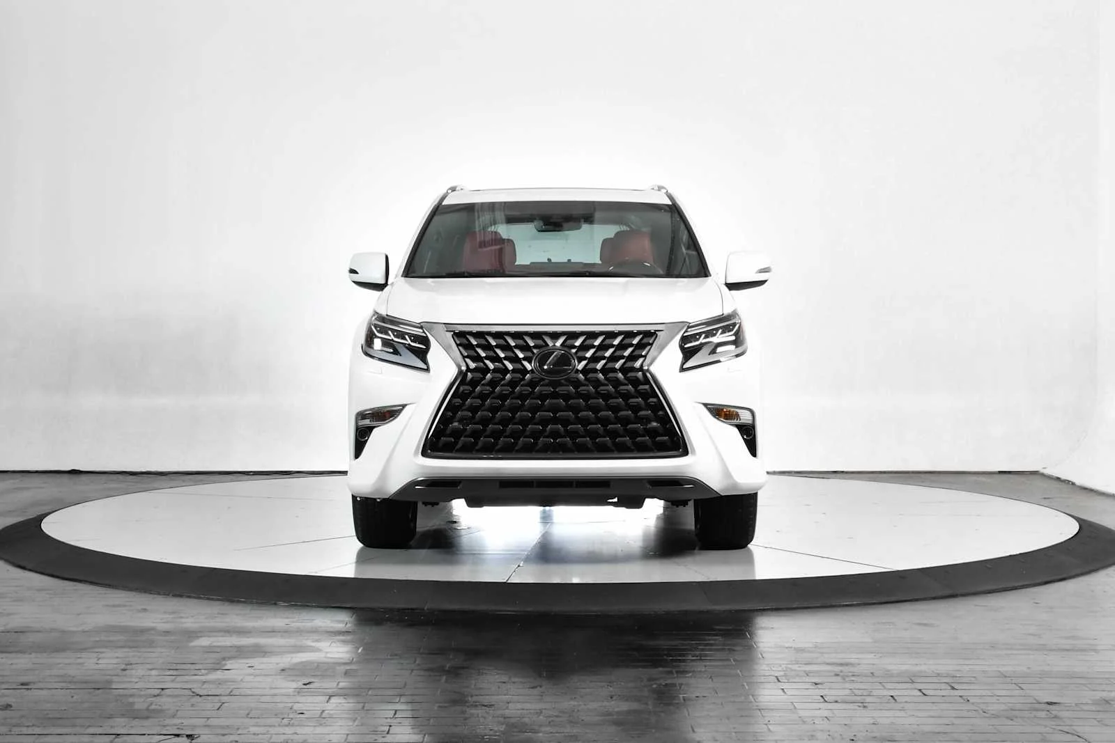 Certified Used 2022 Starfire Pearl Lexus Premium image 10