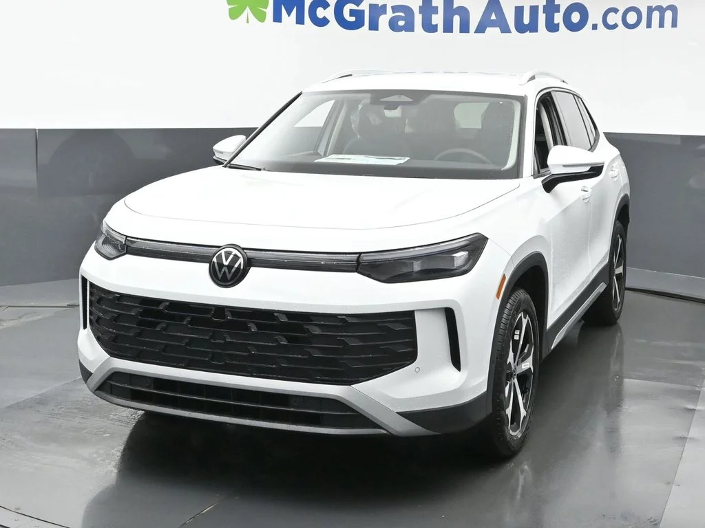New 2026 White/off-white Volkswagen 2.0T SE image 5