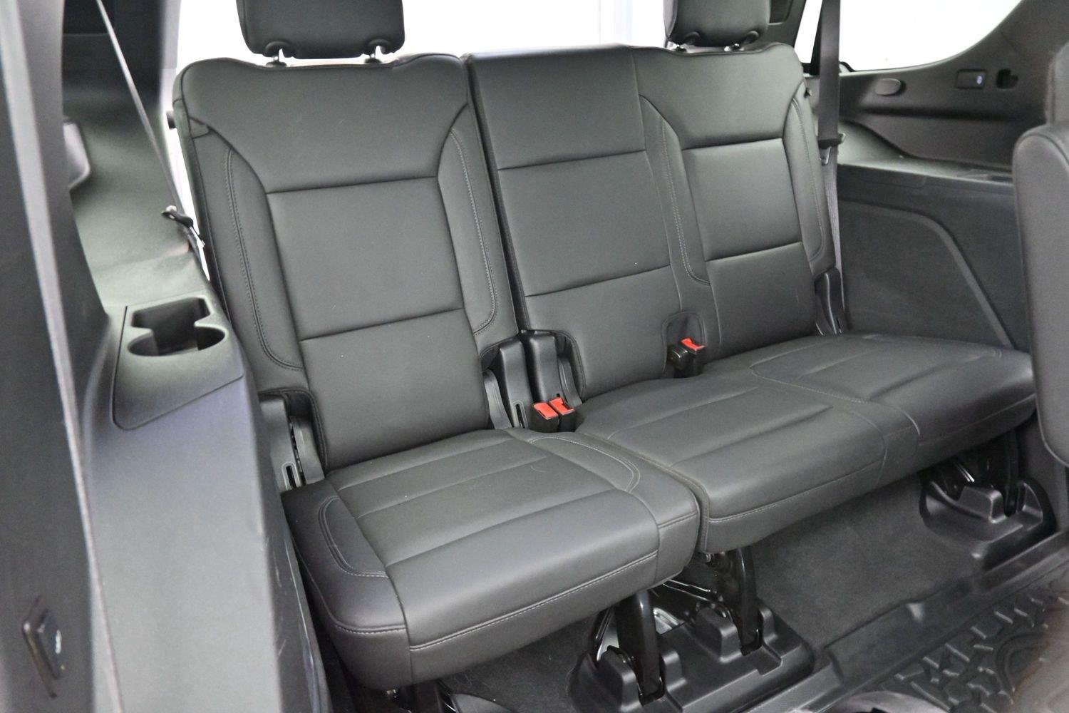 Used 2024 Black Chevrolet Z71 image 38