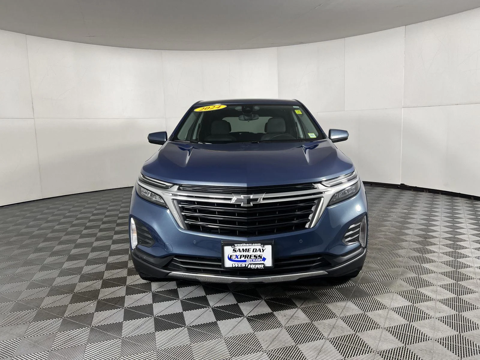 Used 2024 Lakeshore Blue Metallic Chevrolet LT image 35