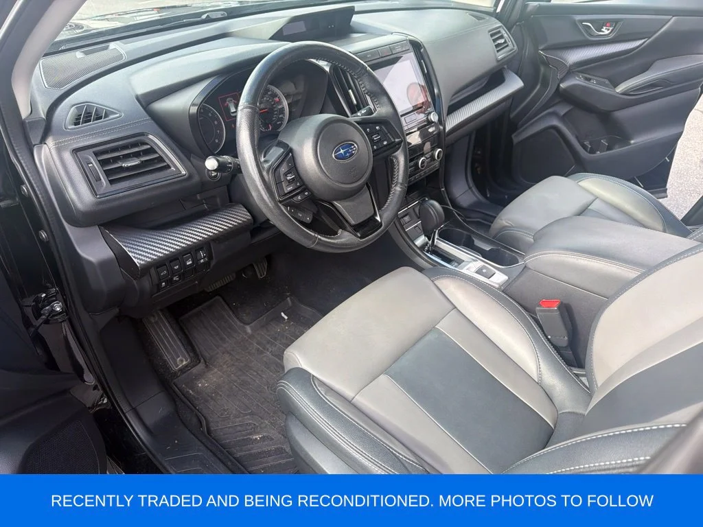 Used 2022 Crystal Black Silica Subaru Onyx Edition image 3