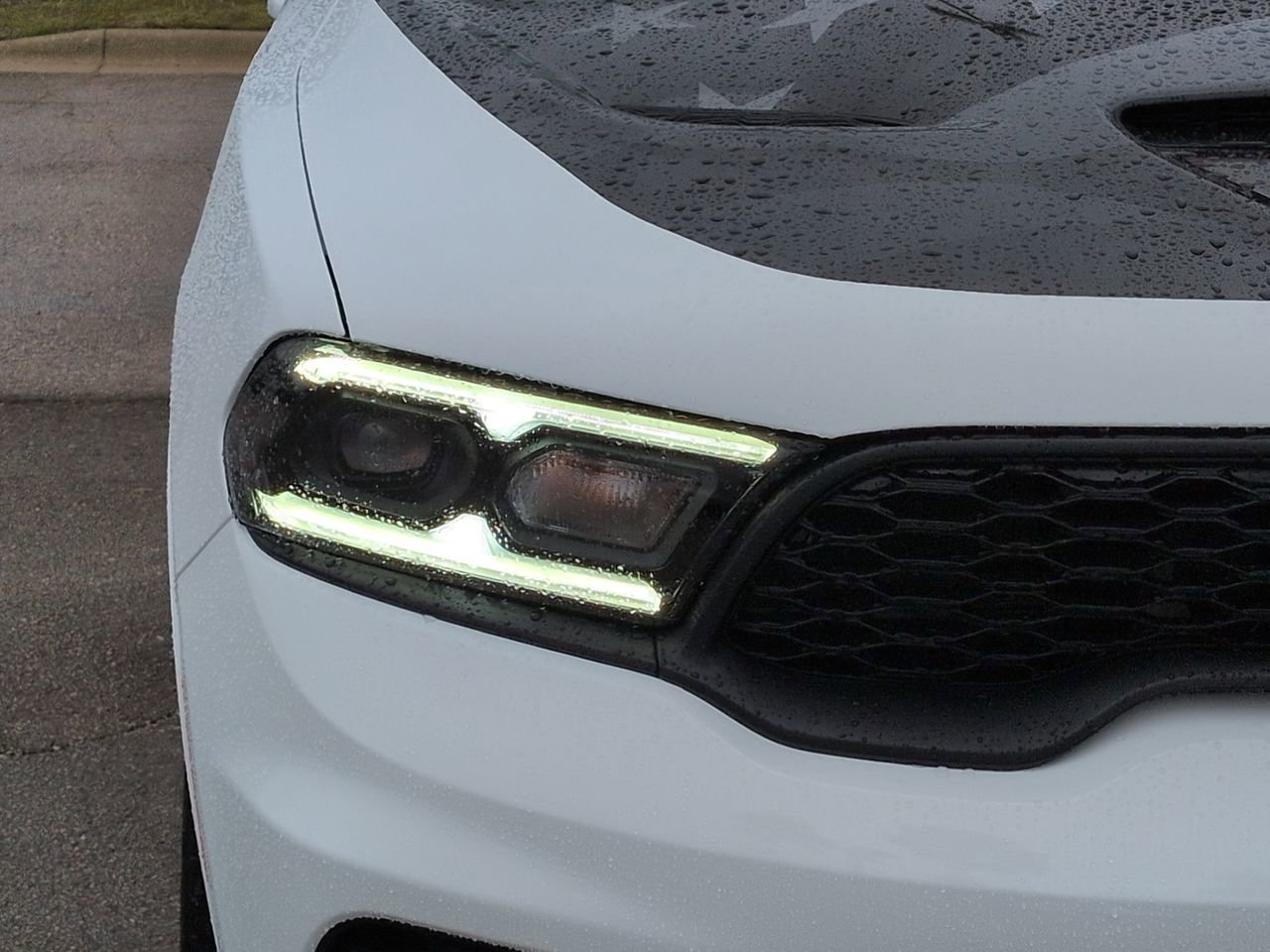 New 2026 White Knuckle Clearcoat Dodge GT HEMI V8 image 9