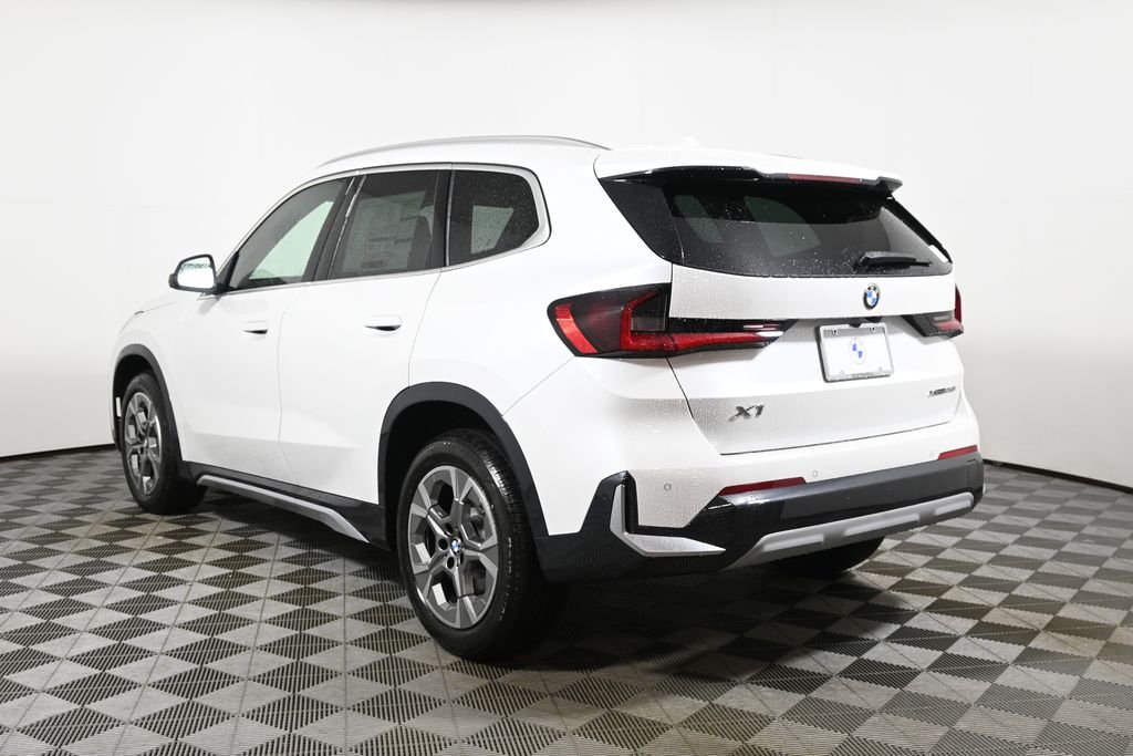 New 2026 White Metallic BMW xDrive28i image 5