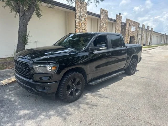 2022 RAM 1500 Big Horn/Lone Star 4x4 Crew Cab 5'7's photo