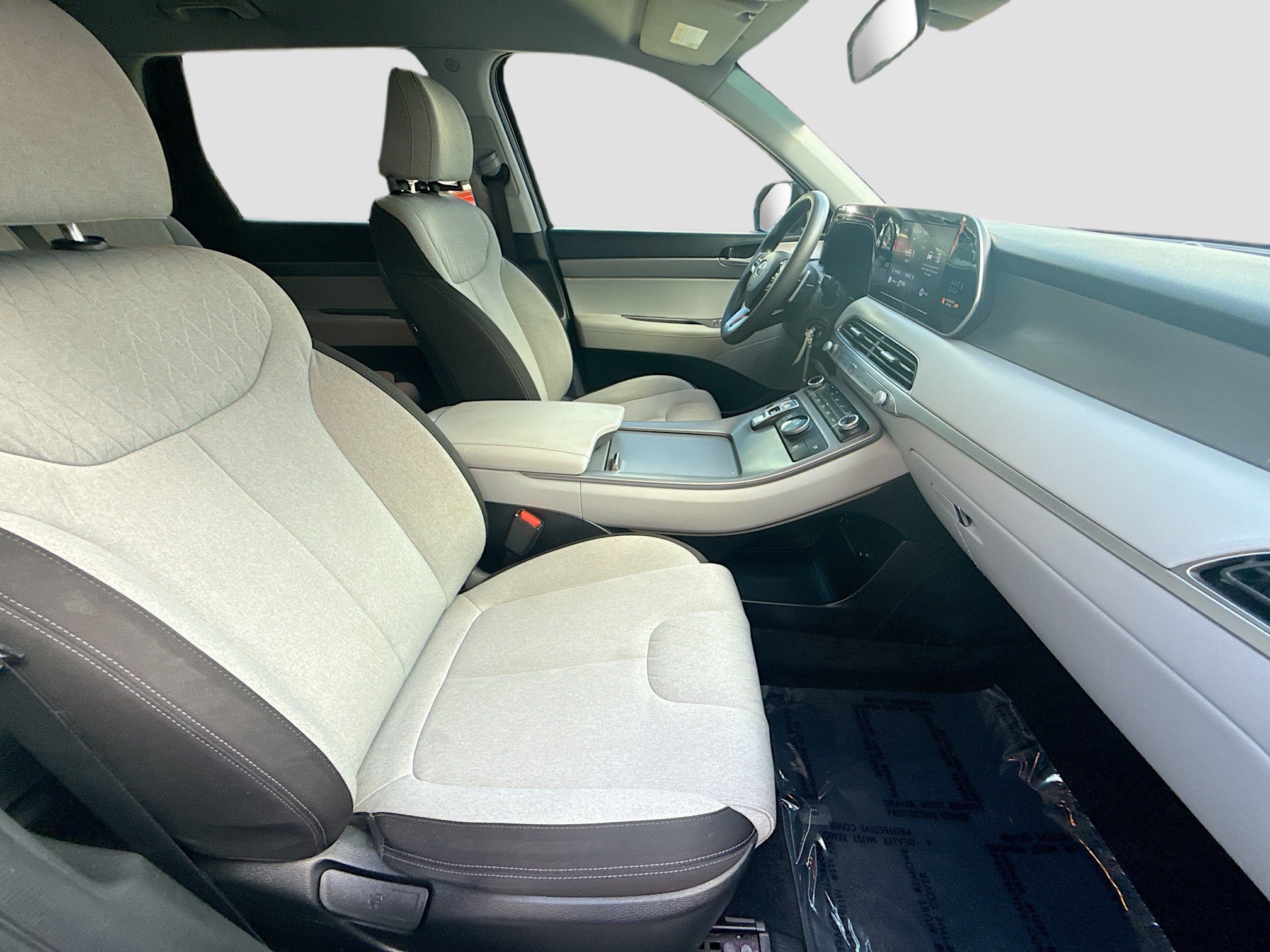 Used 2022 Abyss Black Pearl Hyundai SE image 29