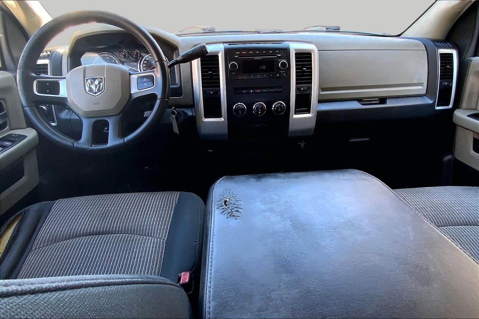 Used 2011 Bright White Ram SLT image 15