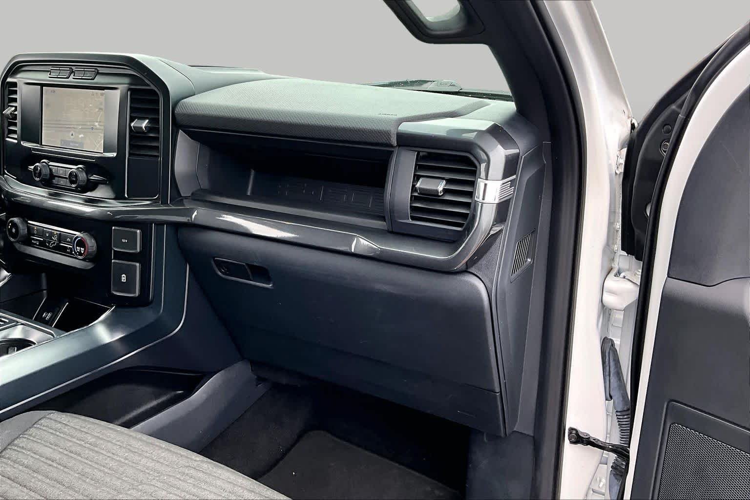 Used 2023 Oxford White Ford XL image 20